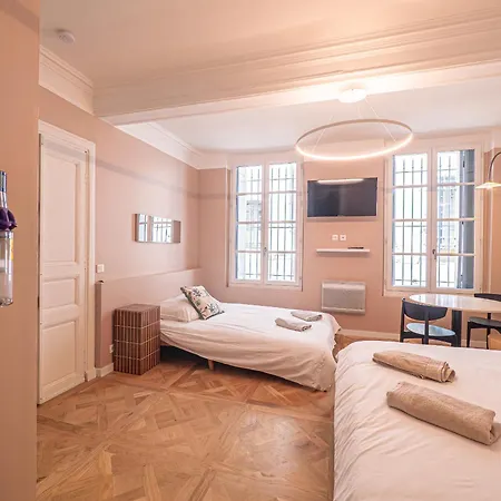 Appartement L'ecrin Nimois - Le Patio Nîmes
